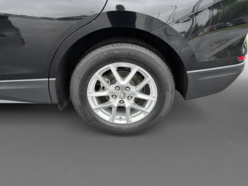 Used 2022 Mosaic Black Metallic Chevrolet LT image 8