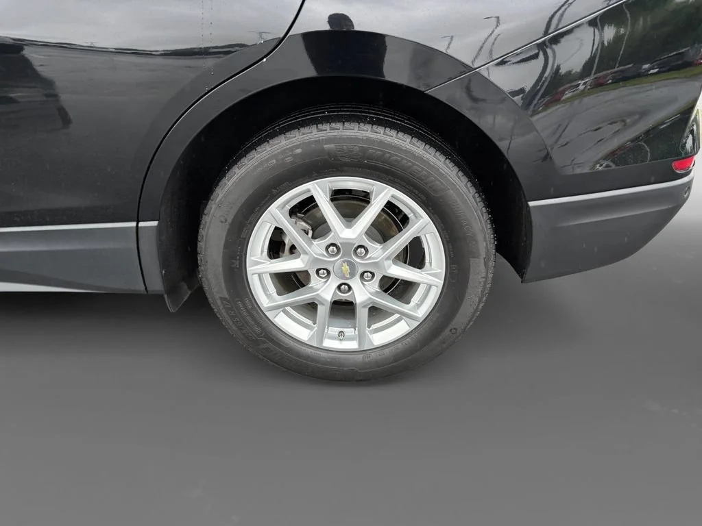 Used 2022 Mosaic Black Metallic Chevrolet LT image 8