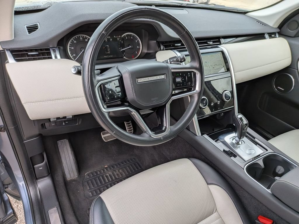 Used 2023  Land Rover SE R-Dynamic image 10