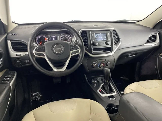 Used 2017 Silver Jeep Sport image 16