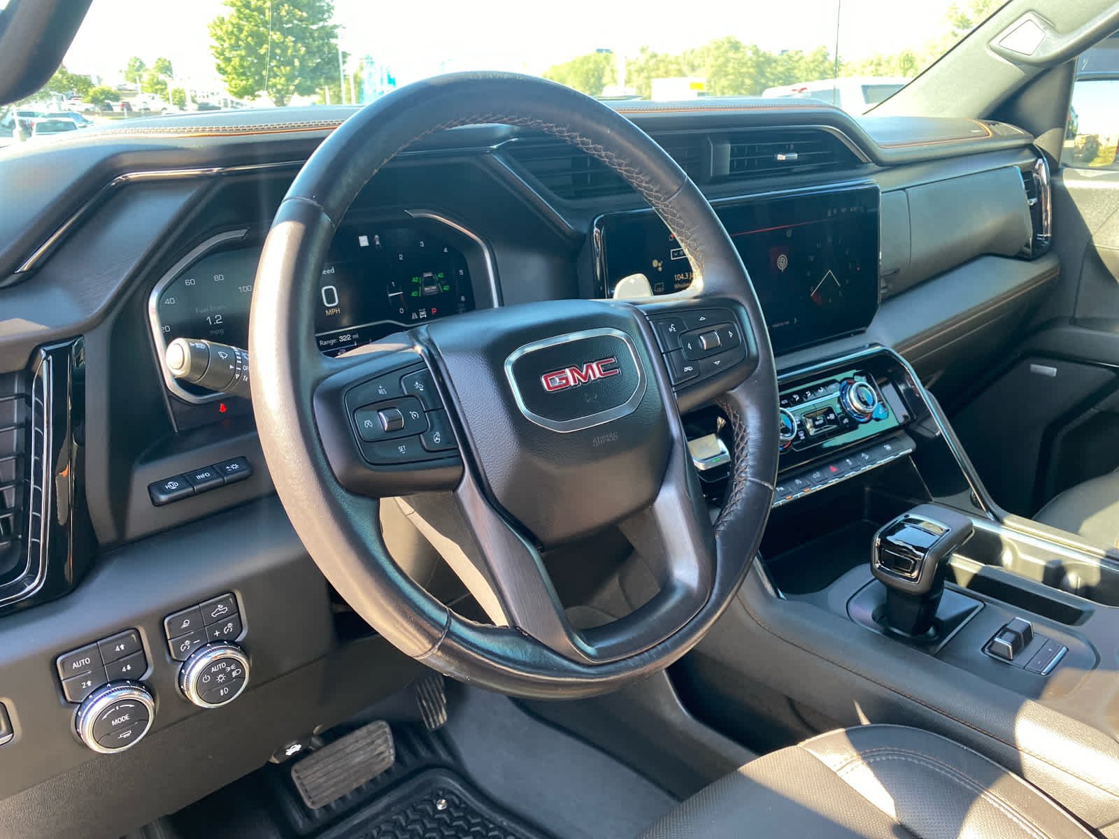 Used 2023 SUMMIT WHITE GMC AT4 image 10