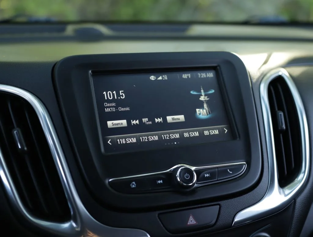 Used 2018 PEPPERDUST METALLIC Chevrolet LT image 12