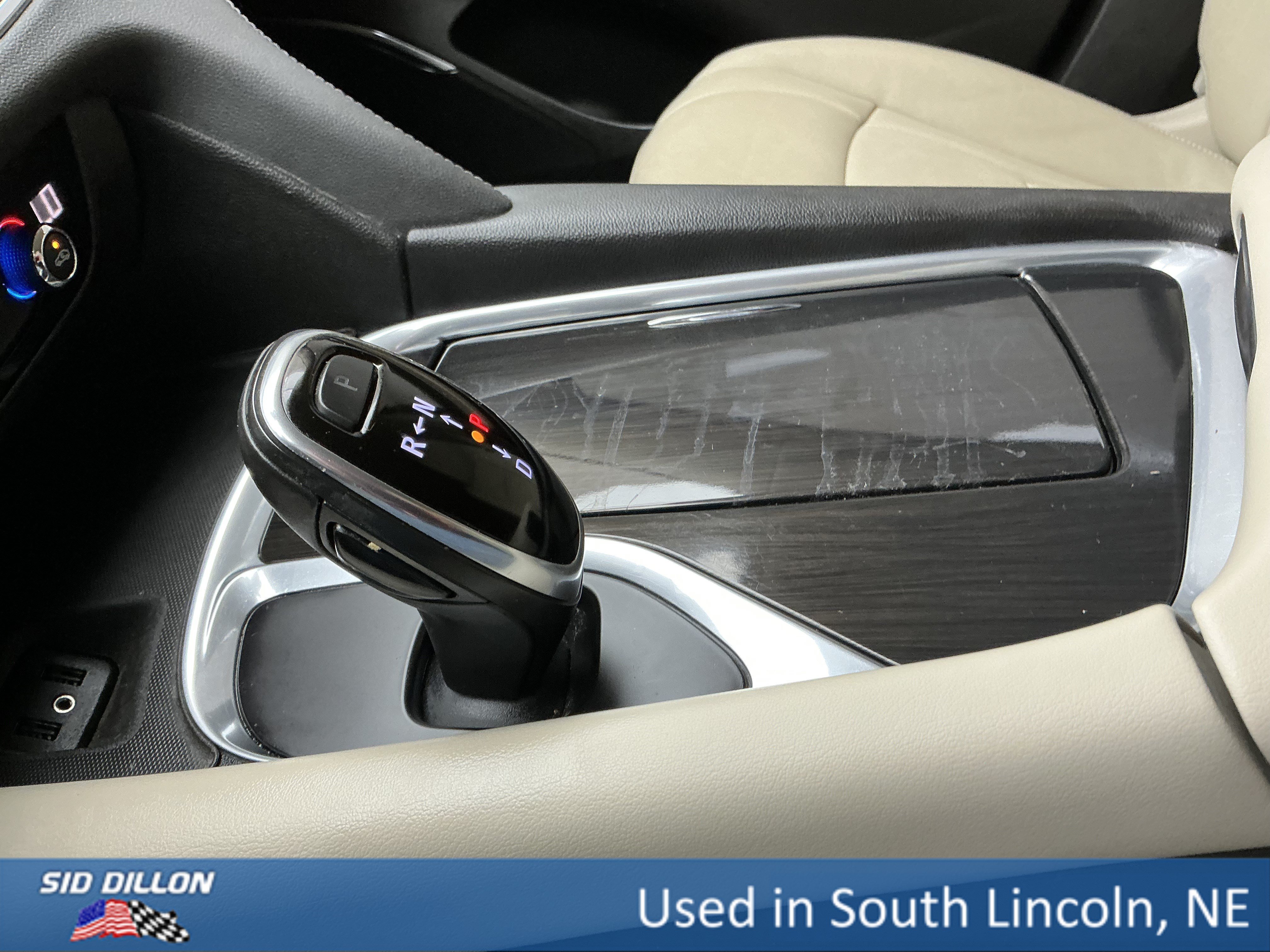 Used 2019 Red Quartz Tintcoat Buick Essence image 13