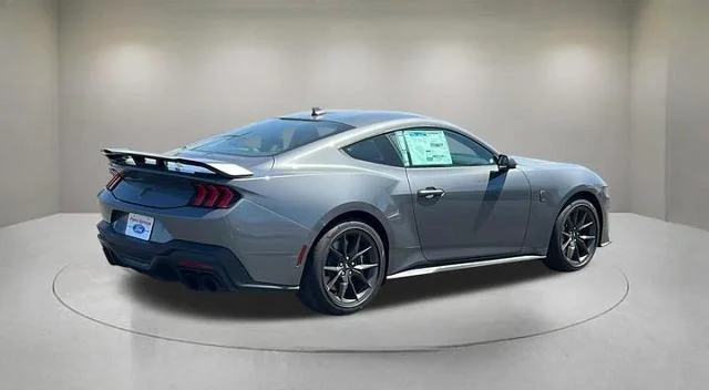 2025 Ford Mustang Dark Horse - Photo 24