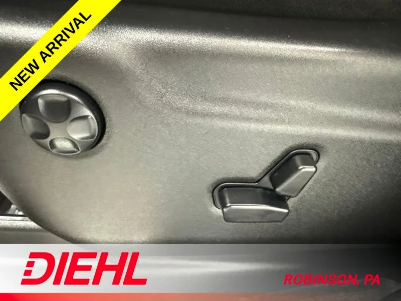 Used 2018 Black Jeep Overland image 21