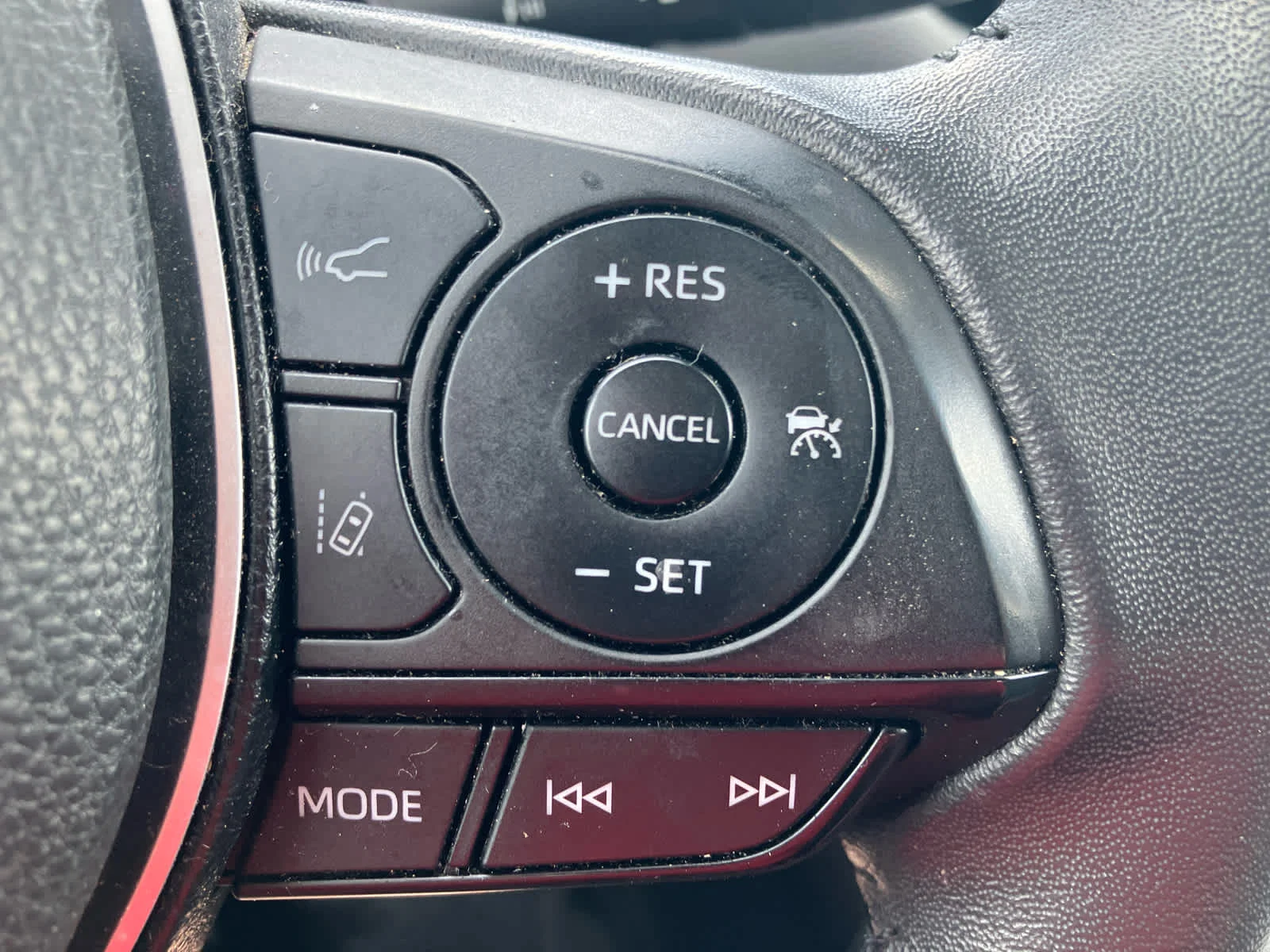 Used 2023 Ruby Flare Pearl Toyota Adventure image 17