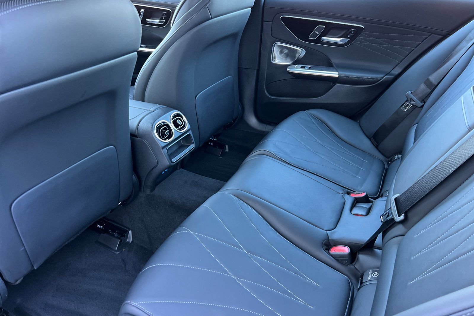 New 2025 Obsidian Black Metallic Mercedes-Benz C 63 S AMG® image 4