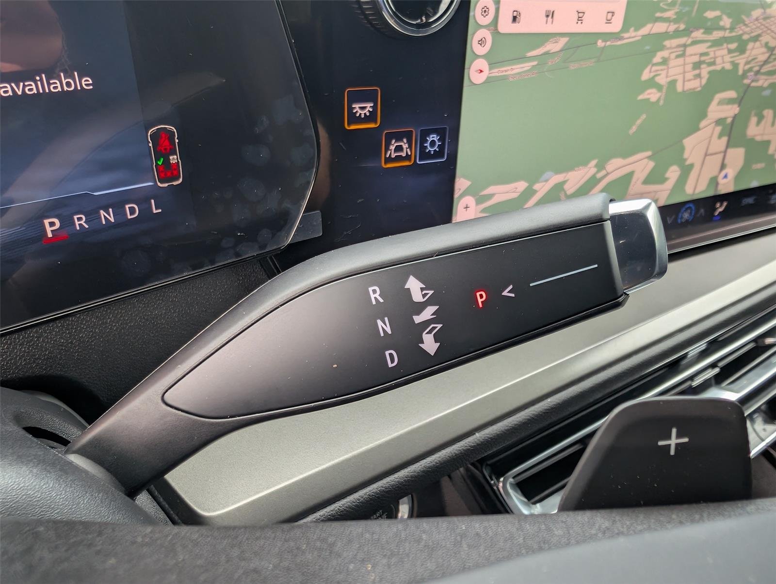 New 2027 Summit White Chevrolet LT image 25