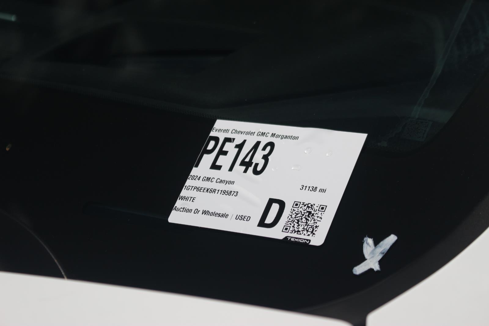 Used 2024 Summit White GMC AT4X image 38