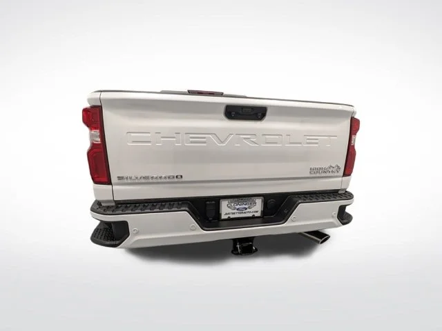 Used 2024 Beige Chevrolet High Country image 7