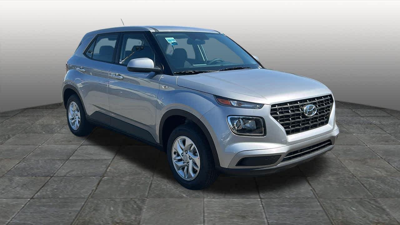 New 2026 Shimmering Silver Hyundai SE image 33