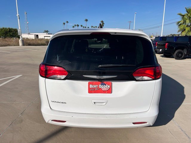 Used 2024 White Chrysler LX image 5