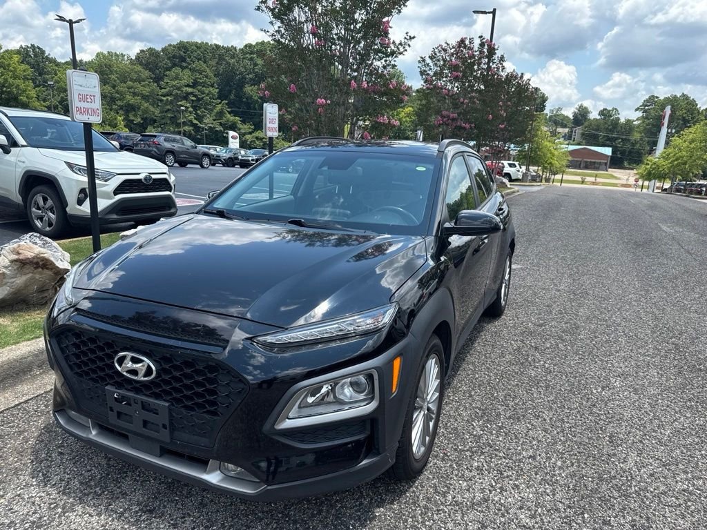Used 2018 Black Hyundai SEL image 1