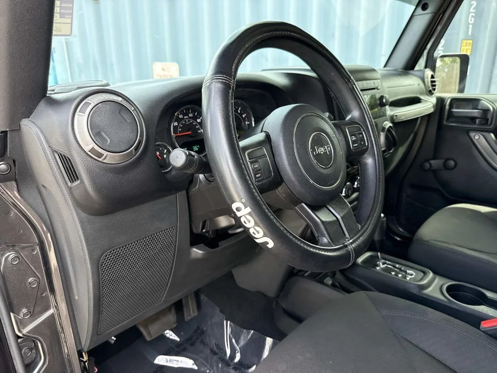 Used 2017 Gray Jeep Unlimited Sport image 25