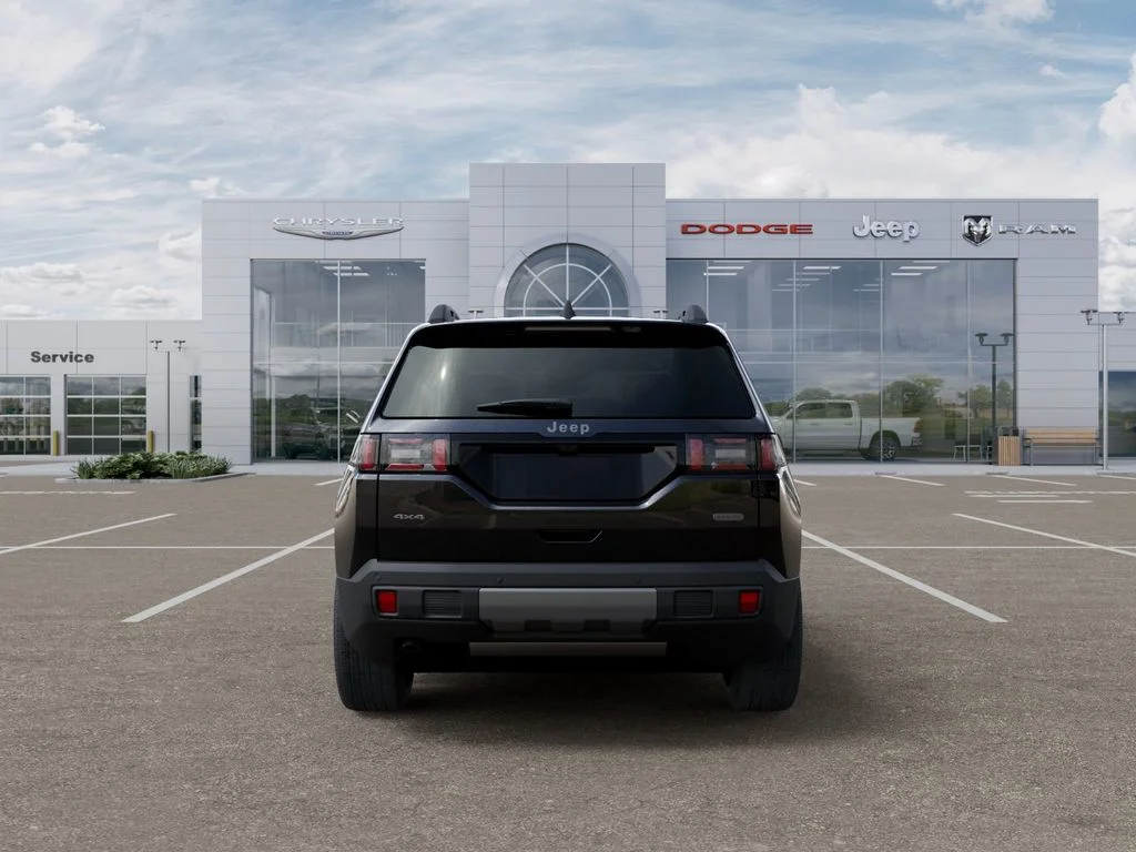 New 2026 Diamond Black Crystal Pearl-Coat Exterior Paint Jeep Overland image 8