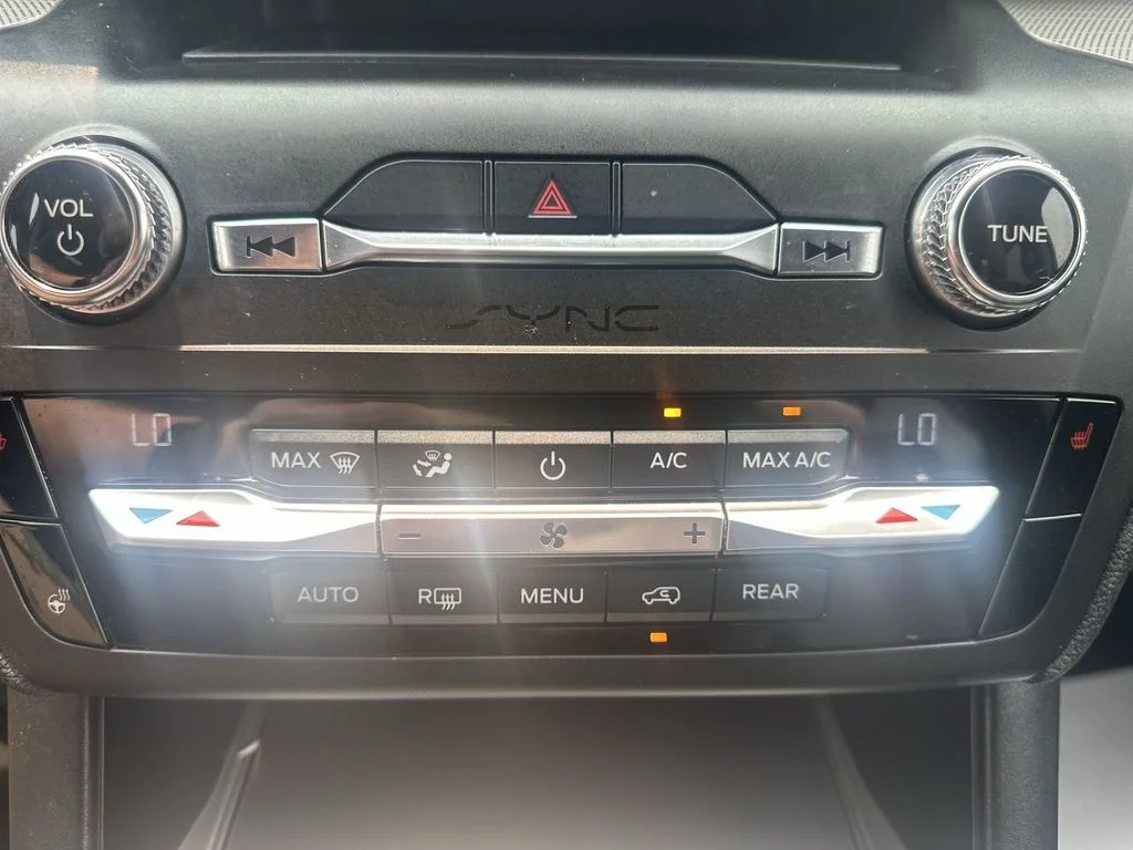 Used 2020 Gray Ford XLT image 25