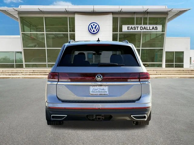 New 2026 Silver Volkswagen 2.0T SE w/Technology image 4