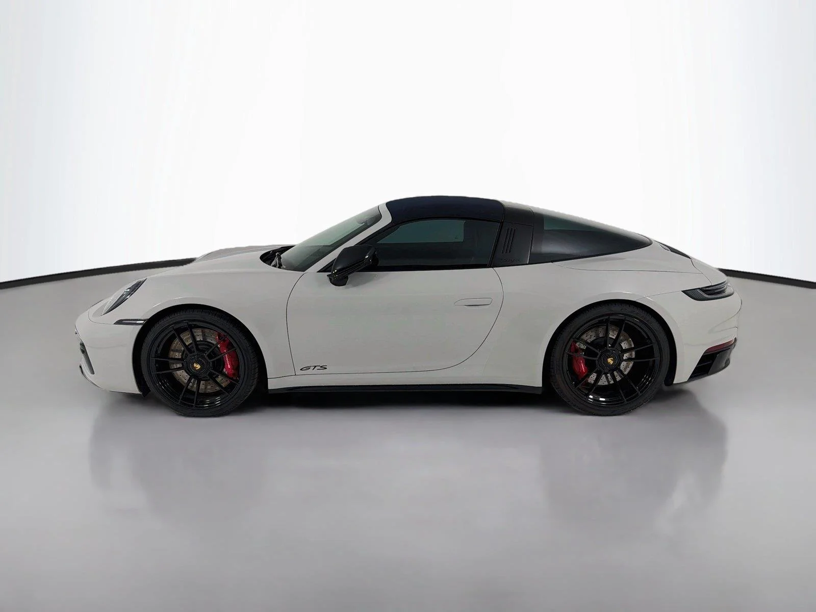 Certified Used 2022 Chalk Porsche TARGA 4 GTS image 7
