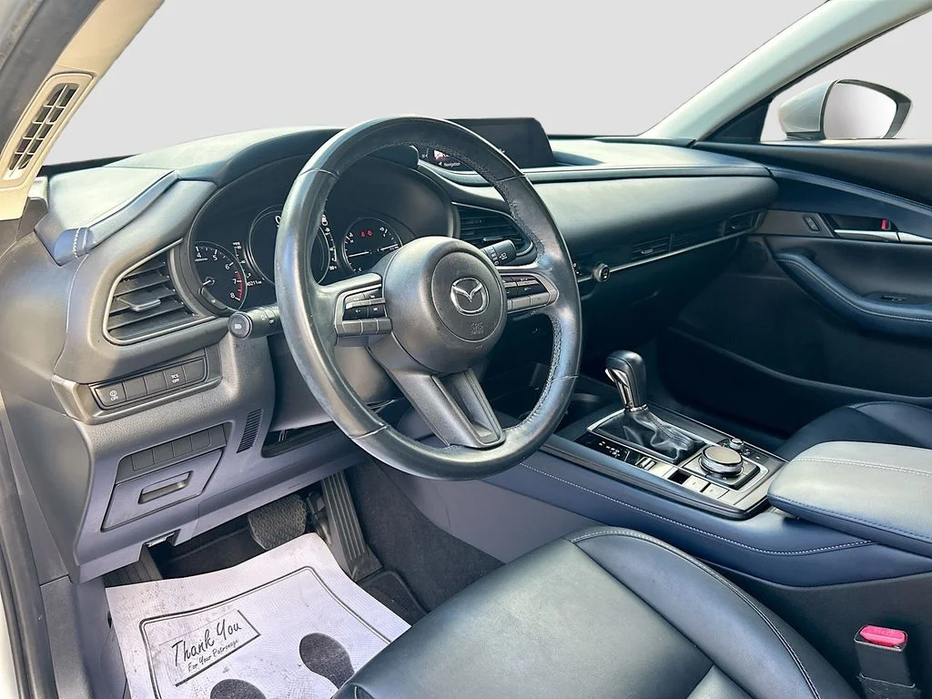 Used 2021 Sonic Silver Metallic Mazda Select image 9