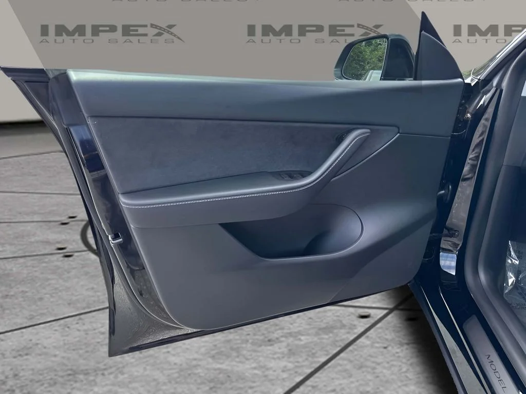 Used 2022 Black Tesla Performance image 18