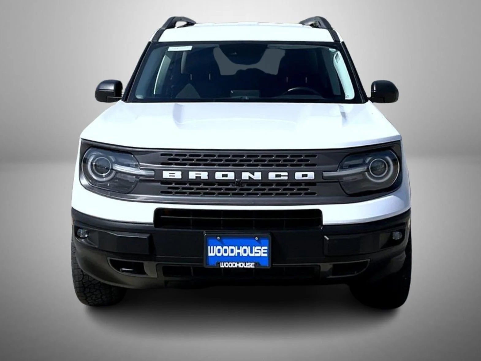 Used 2023 White Ford Badlands image 2