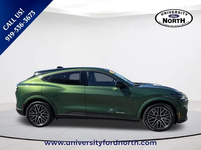 Used 2025 Green Ford Premium image 8