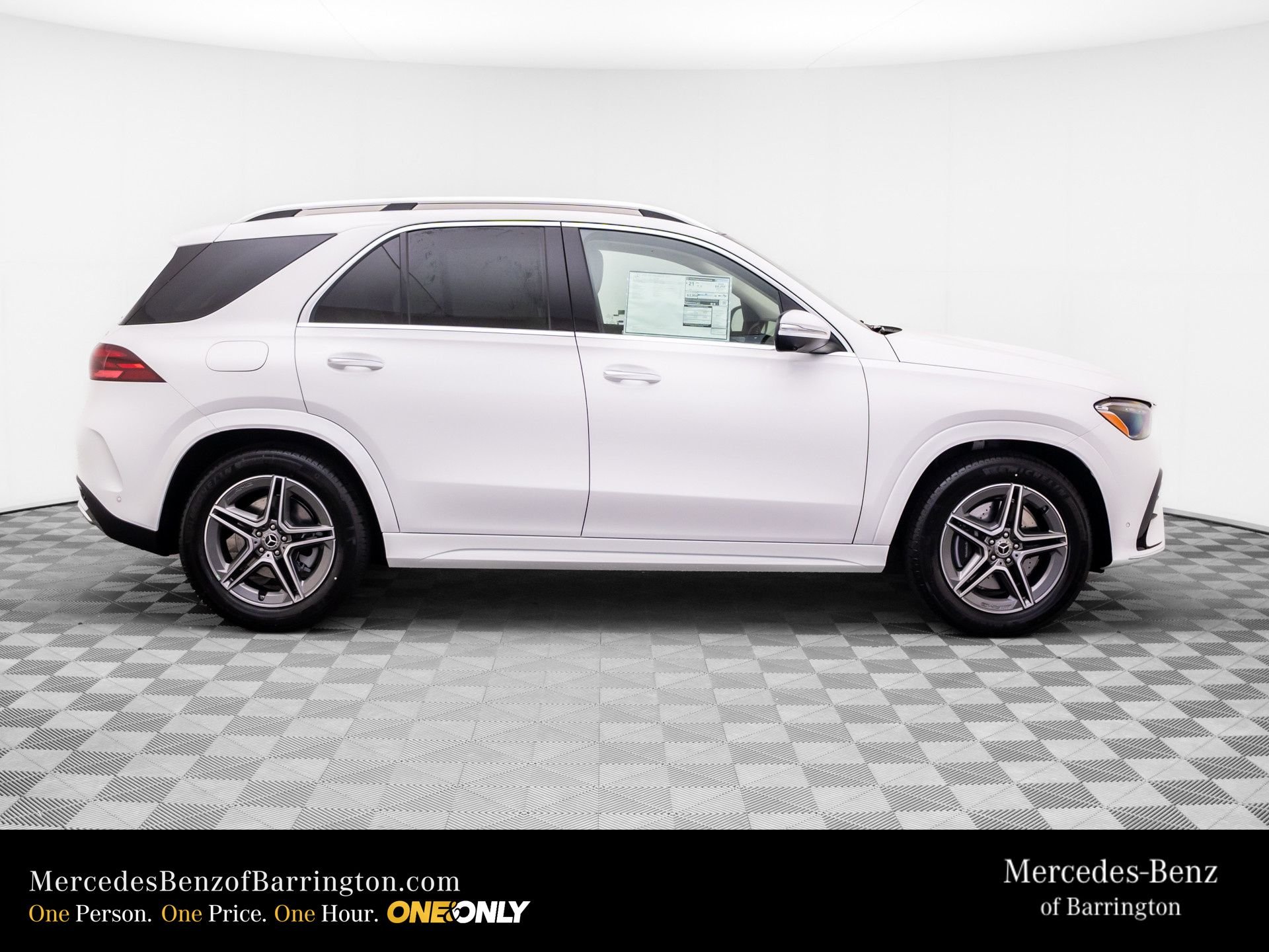 New 2026 Polar White Mercedes-Benz GLE 450 image 7
