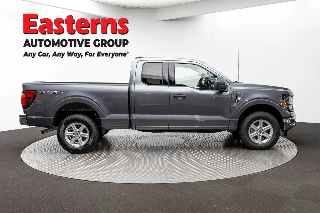 Used 2026 Gray Ford XLT image 4