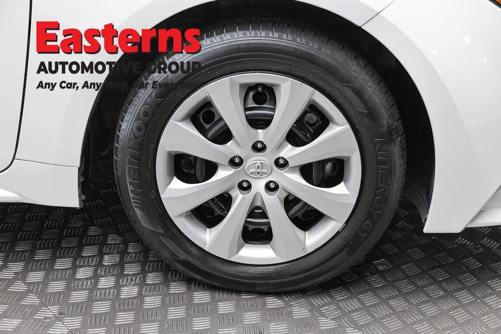 Used 2026 White Toyota LE image 30
