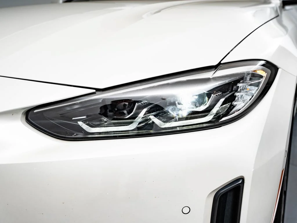 Used 2023 Mineral White Metallic BMW eDrive35 image 15
