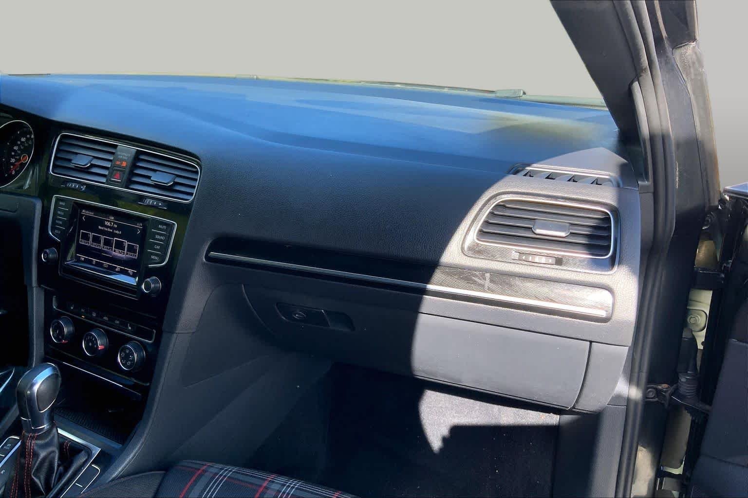 Used 2015 Carbon Steel Gray Metallic Volkswagen S image 19