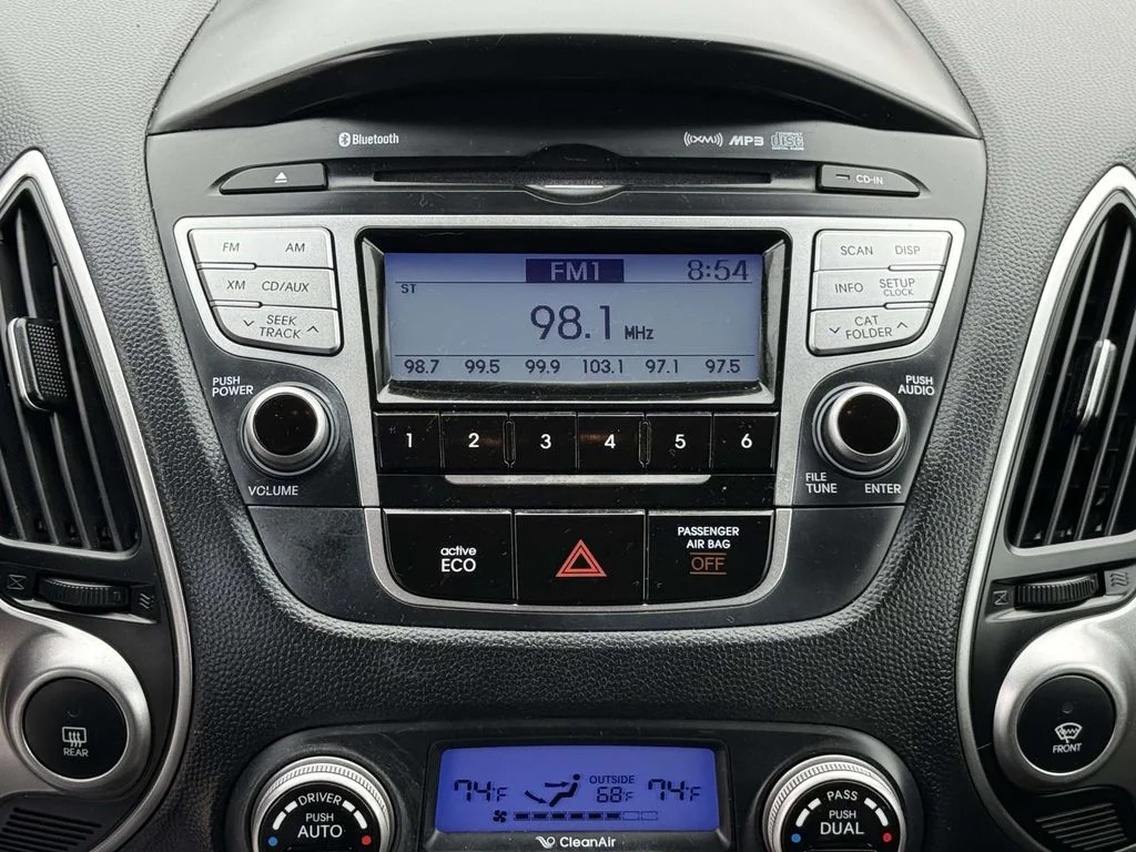 Used 2012 Silver Hyundai Limited image 19