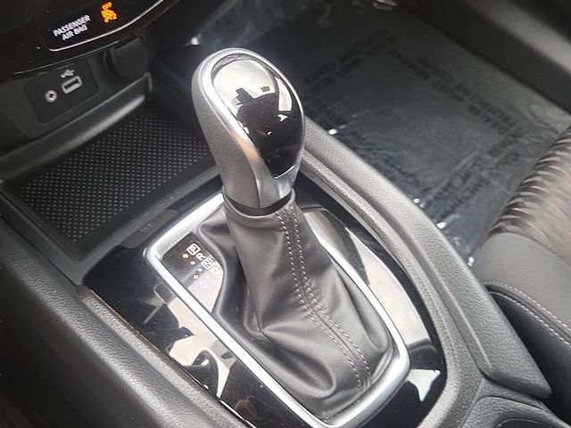 Used 2019 White Nissan S image 16