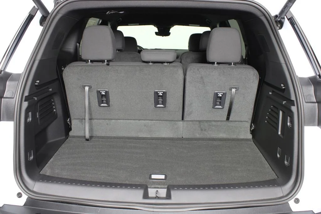 2026 GMC Acadia Elevation - Photo 7