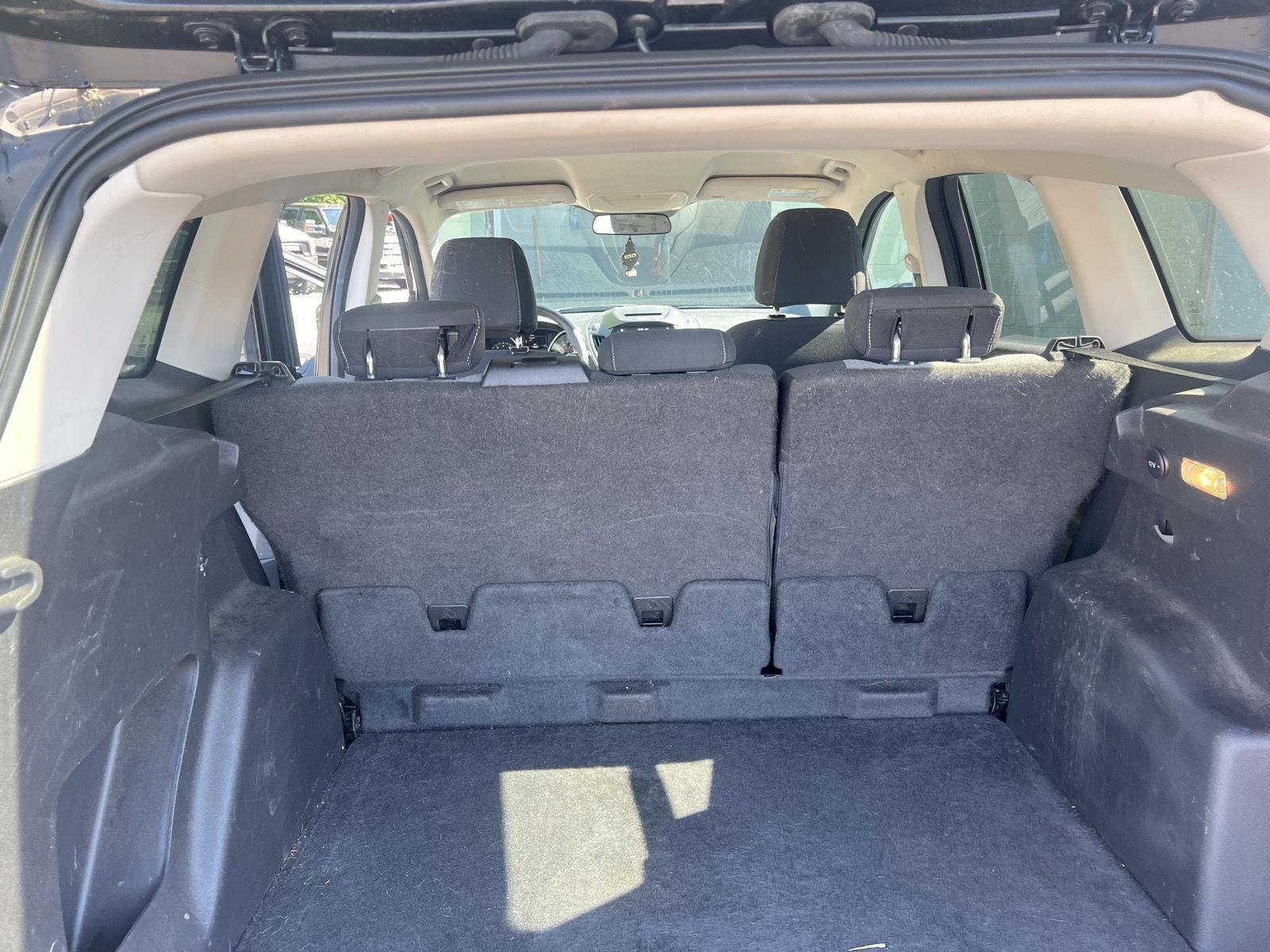 Used 2017 Shadow Black Ford SE image 14