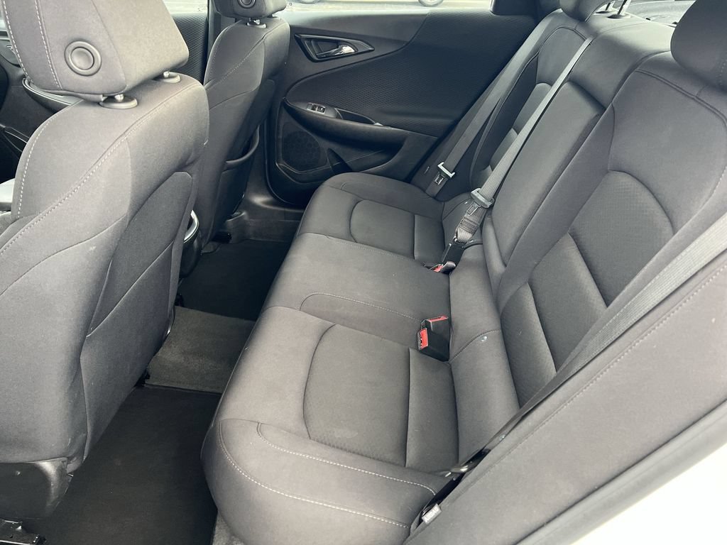 Used 2024 Summit White Chevrolet 1LT image 20