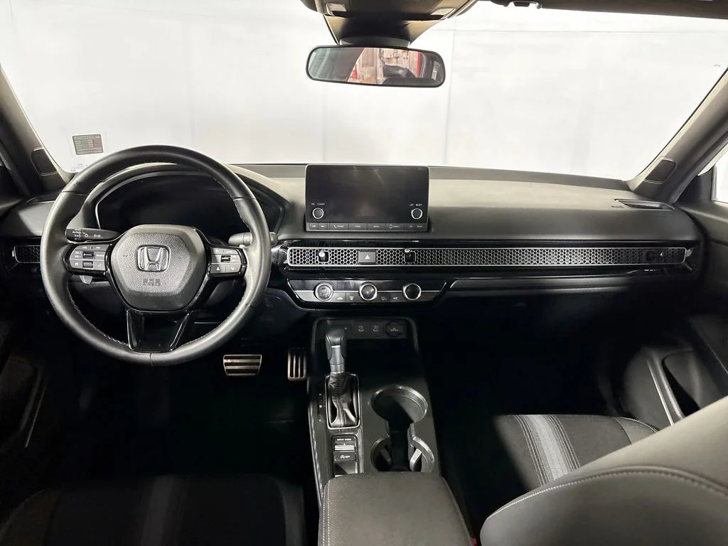Used 2025 White Honda Sport image 12