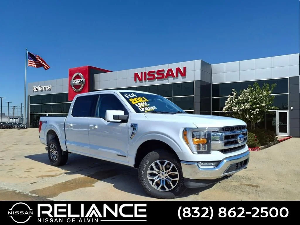Used 2021 White Ford Lariat image 1
