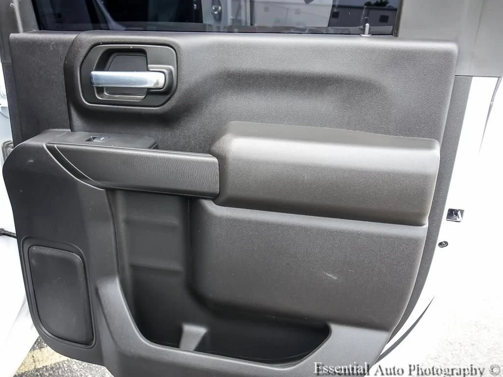 Used 2024 Summit White Chevrolet WT DRW image 22