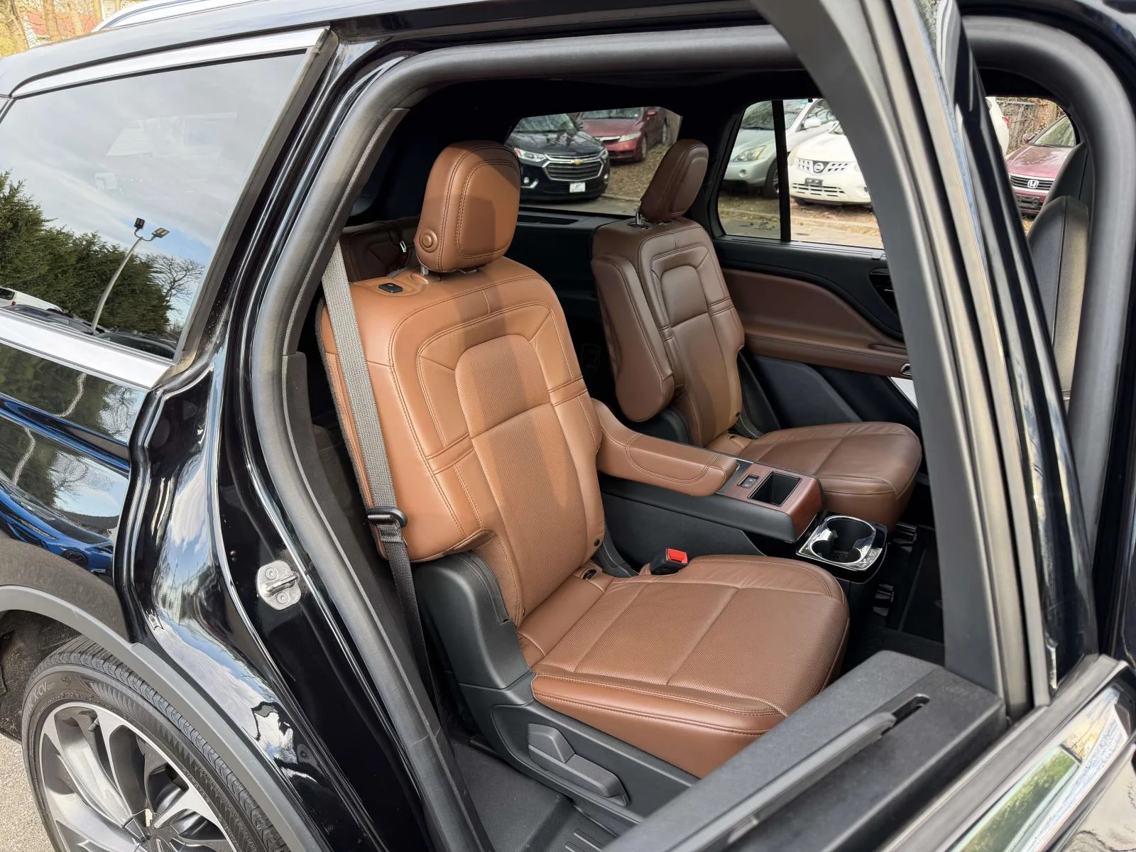Used 2020 Black Lincoln Reserve image 13