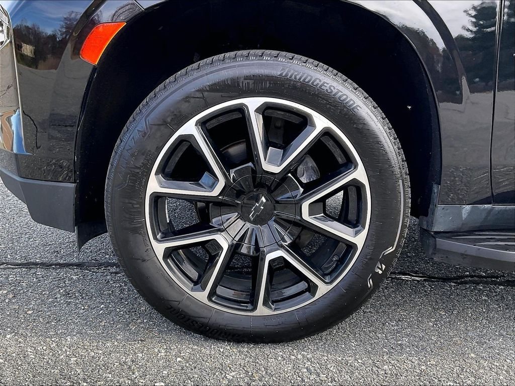 Used 2023 Black Chevrolet RST image 7