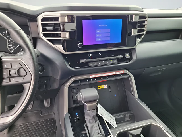 2025 Toyota Tundra SR5 - Photo 31