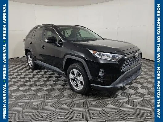 Used 2019 Black Toyota XLE image 1