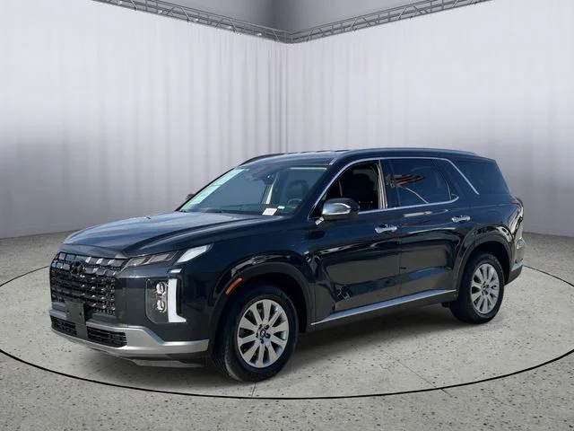 Used 2024 Moonlight Cloud Hyundai SEL image 2