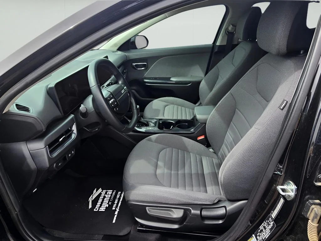 Used 2025 Aurora Black Pearl Kia EX image 30