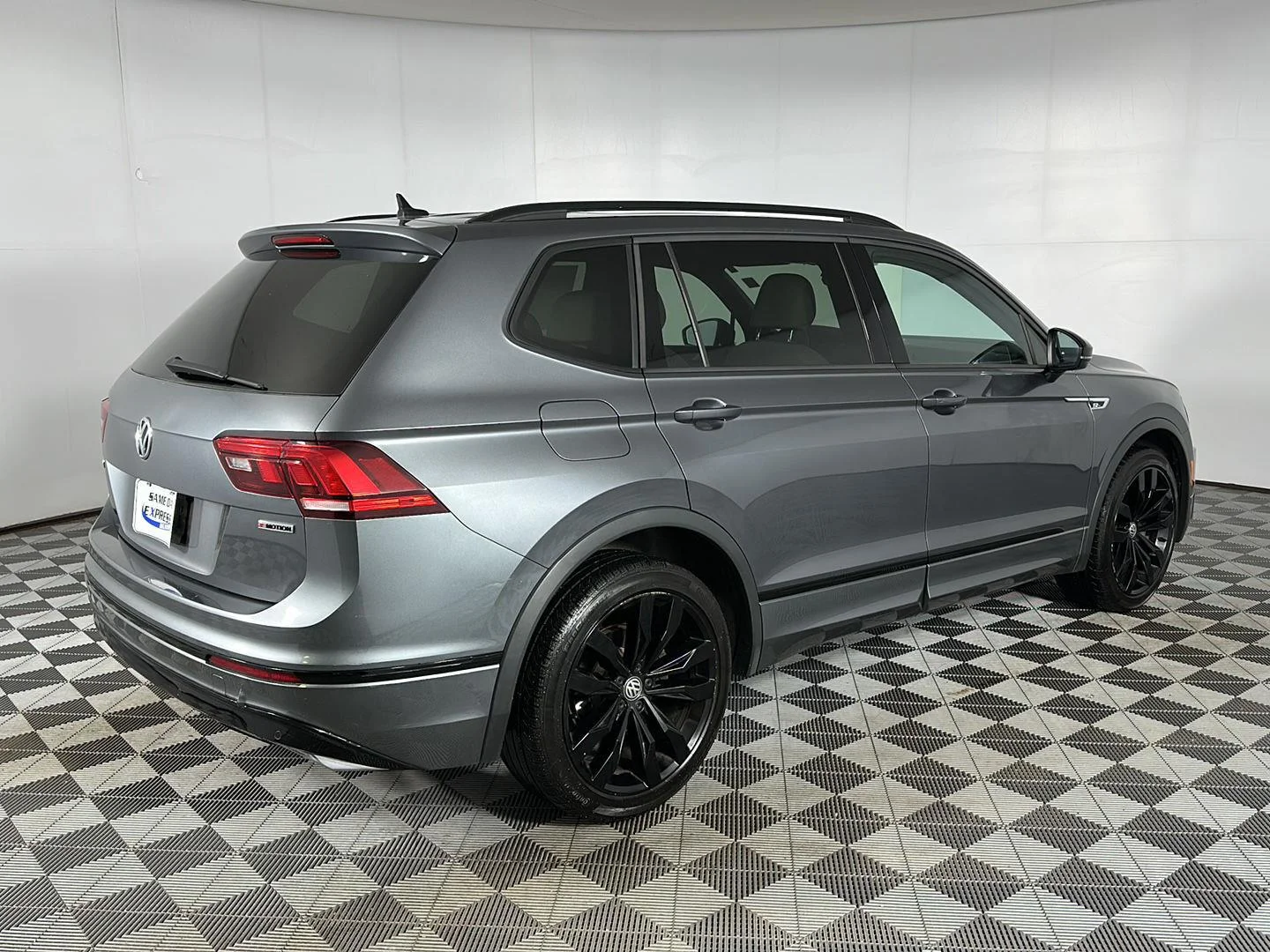 Used 2021 Platinum Gray Metallic Volkswagen SE R-Line Black image 33