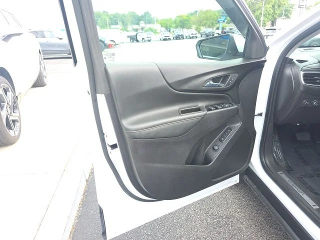 Used 2024 Beige Chevrolet Premier image 13