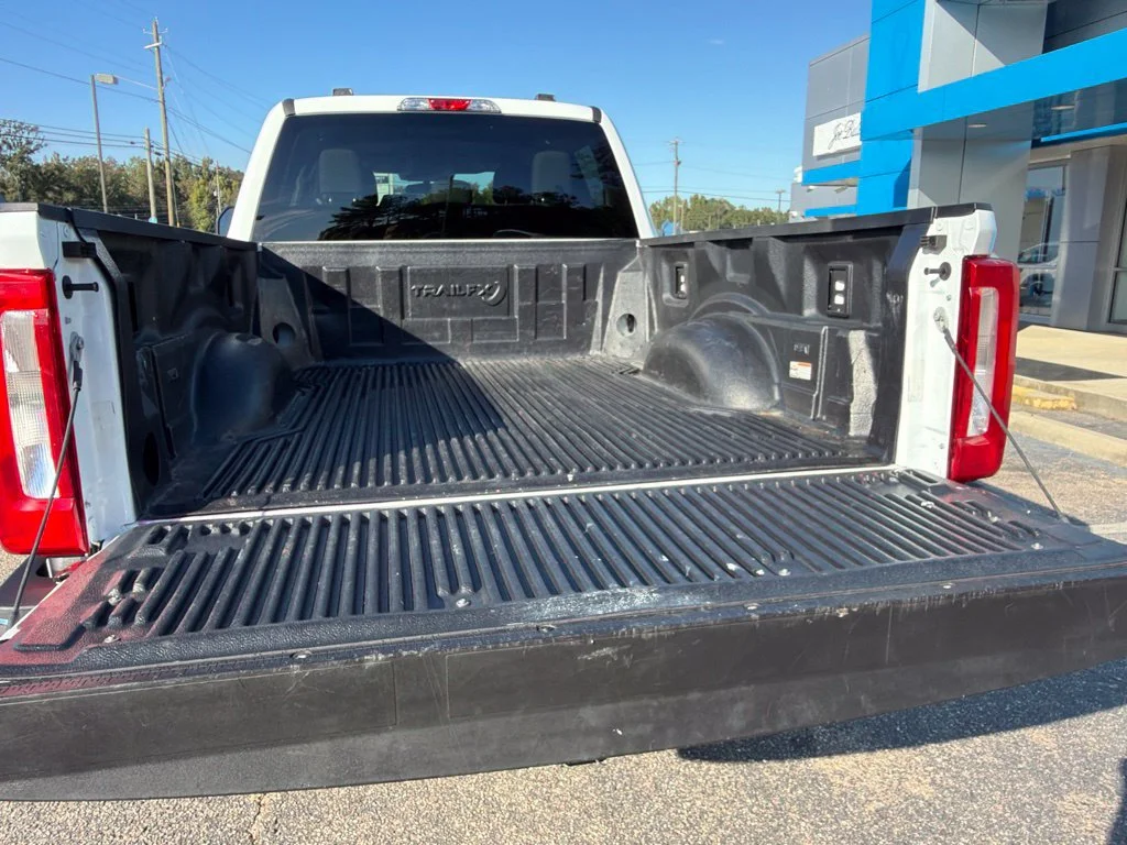 Used 2026 White Ford XL image 10