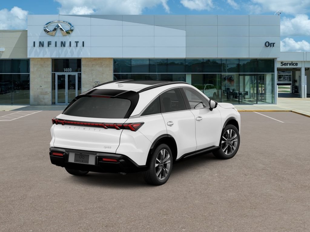 New 2027 RADIANT WHITE INFINITI Luxe AWD image 5