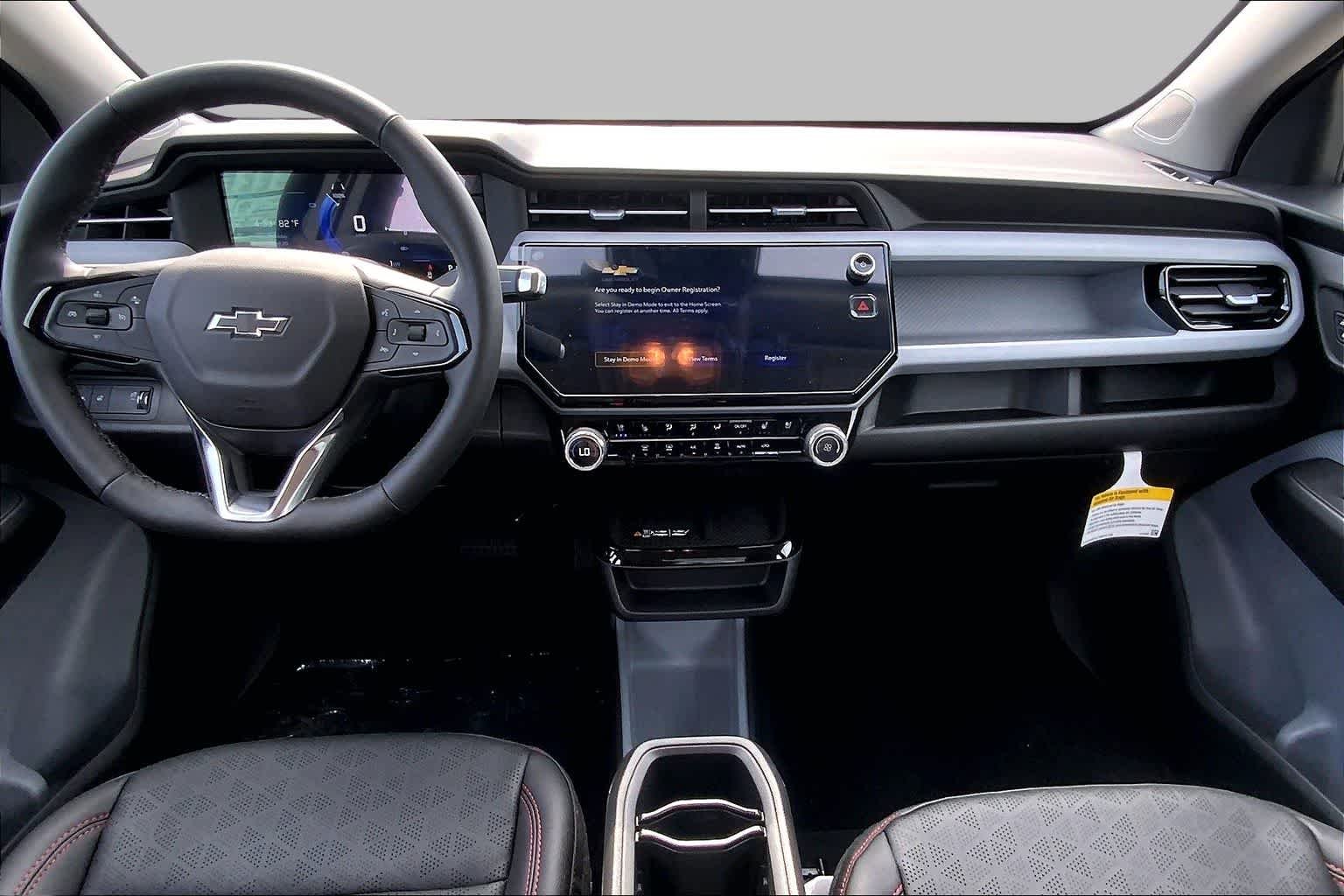 2027 Chevrolet Bolt RS - Photo 6